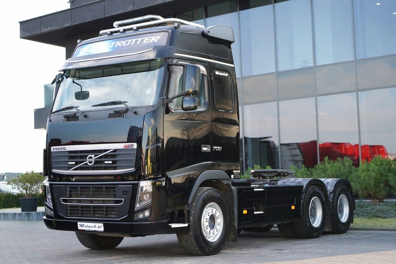 Volvo FH16 / 700 / 6x4 / HYDRAULIKA / RETARDER / 3 OSI - 트랙터 유닛 : 사진 4 Volvo FH16 / 700 / 6x4 / HYDRAULIKA / RETARDER / 3 OSI - 트랙터 유닛 : 사진 4