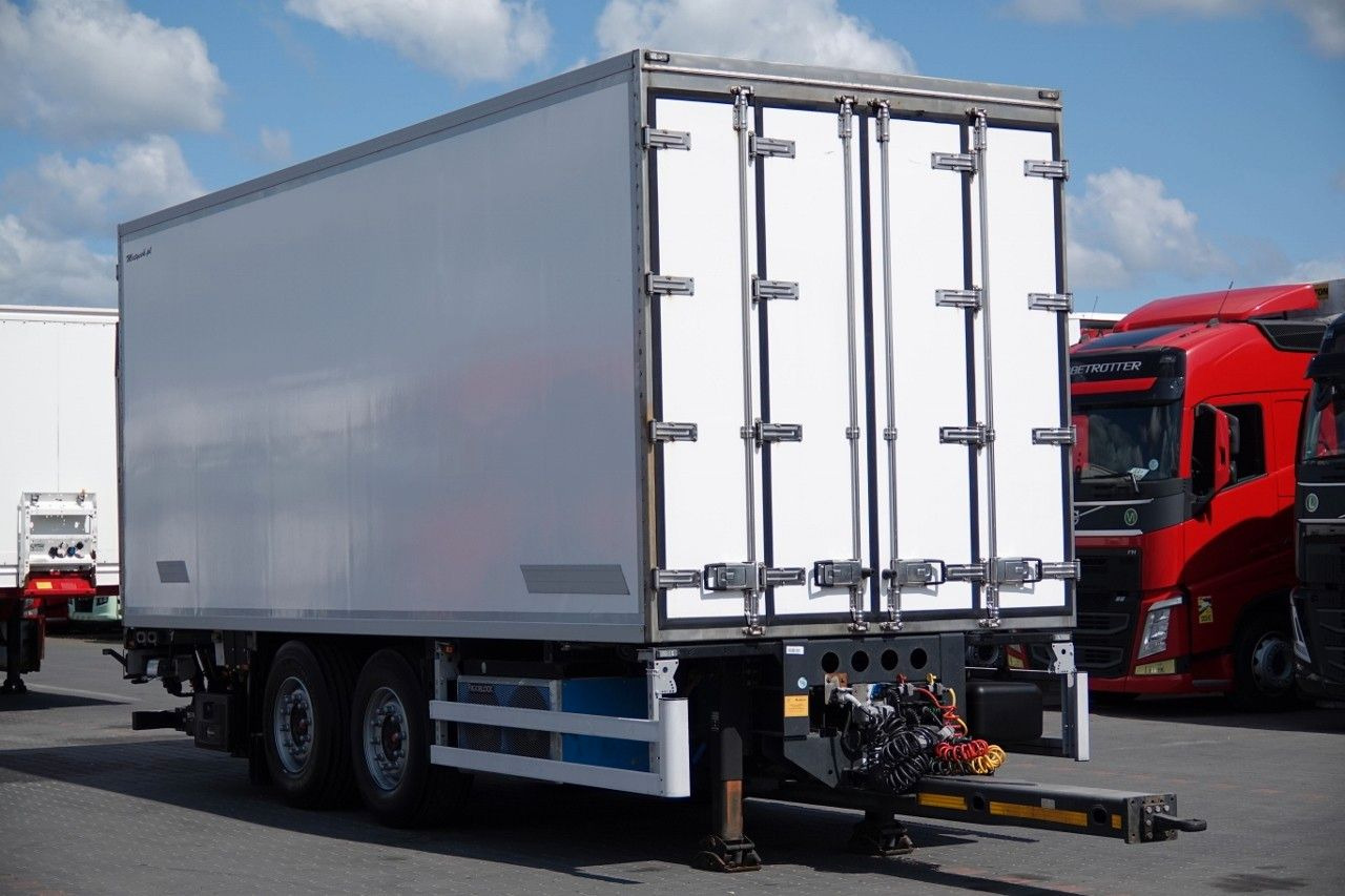 Wielton PRZYCZEPA CHŁODNIA / IGLOOCAR / THERMO KING - FR - 냉동 트레일러 : 사진 4 Wielton PRZYCZEPA CHŁODNIA / IGLOOCAR / THERMO KING - FR - 냉동 트레일러 : 사진 4