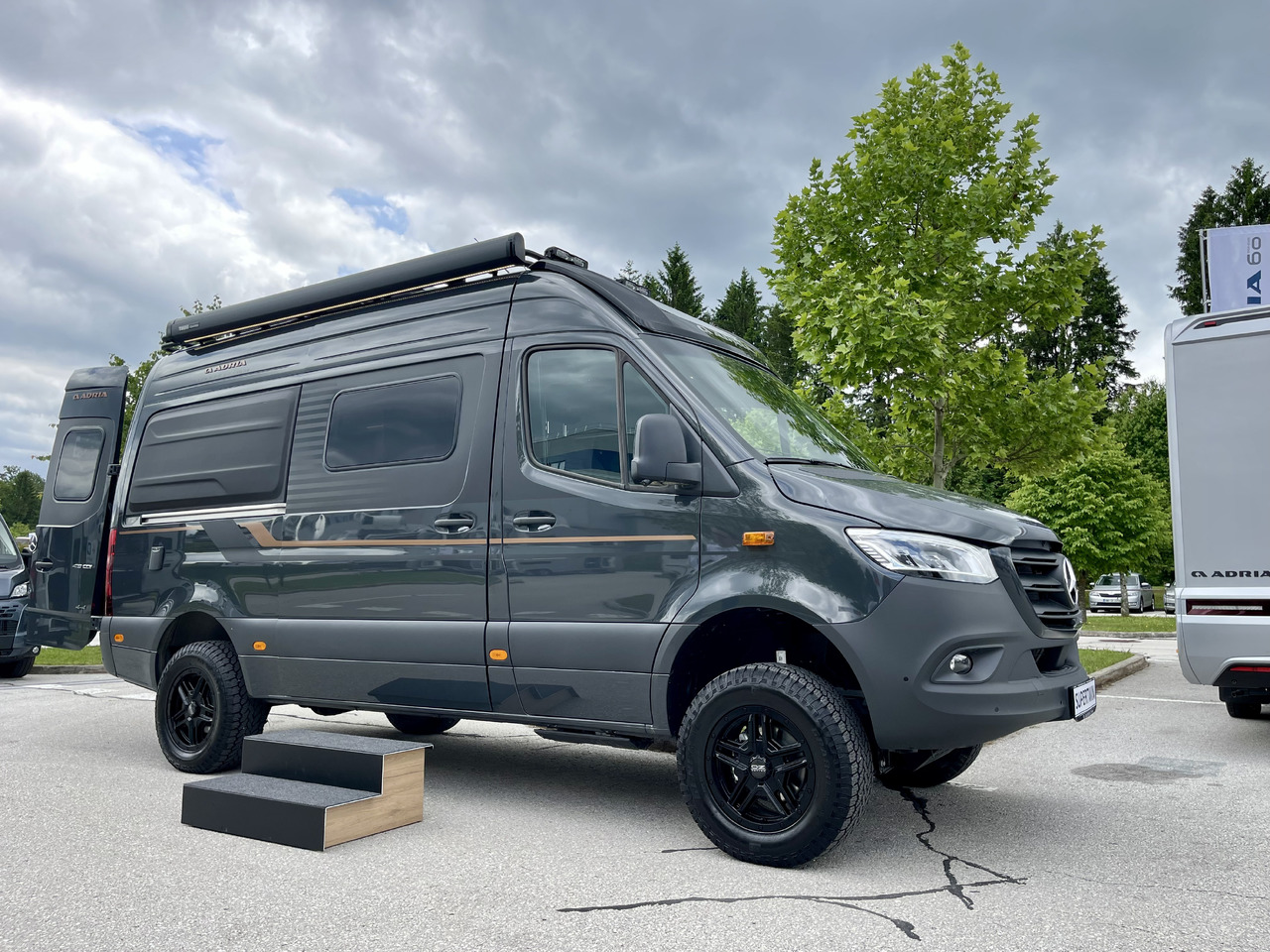 ADRIA Super Twin 600 SP - 캠핑 밴 : 사진 2 ADRIA Super Twin 600 SP - 캠핑 밴 : 사진 2
