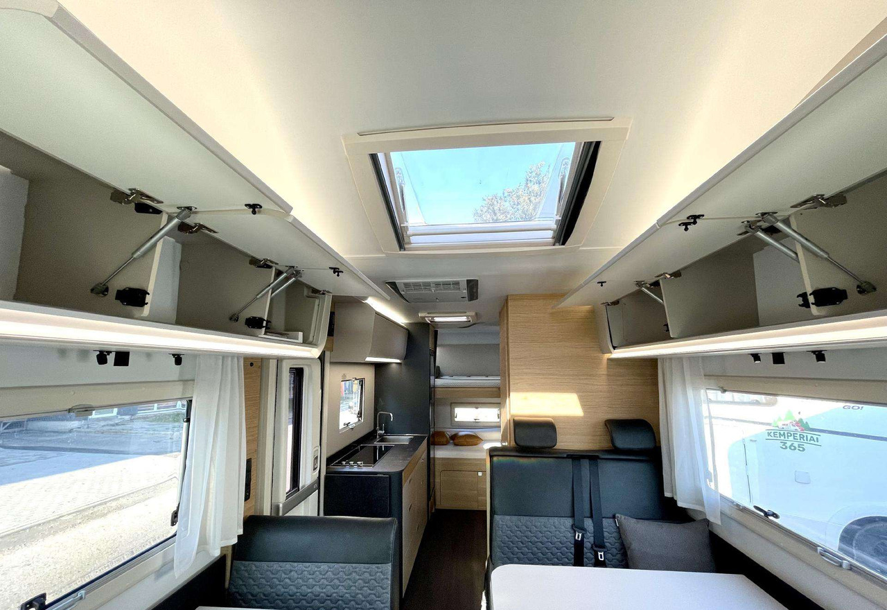 Adria Coral XL 650DK - 알코브 모터홈 : 사진 5 Adria Coral XL 650DK - 알코브 모터홈 : 사진 5