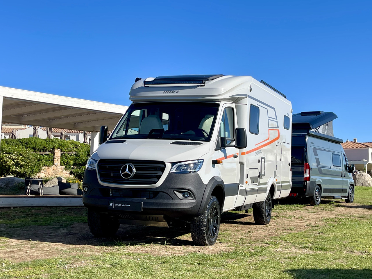 HYMER / ERIBA Cross Trail - 세미 통합 모터홈 : 사진 1 HYMER / ERIBA Cross Trail - 세미 통합 모터홈 : 사진 1