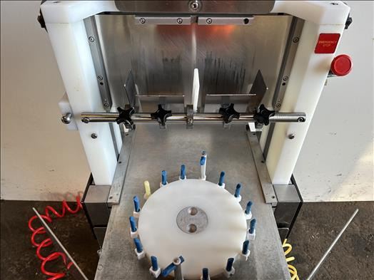 Food Tools CS4AAC Round cake slicer - 베이커리 기계 : 사진 2 Food Tools CS4AAC Round cake slicer - 베이커리 기계 : 사진 2