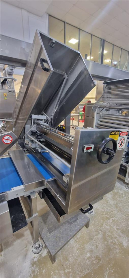 Rondo Laminazione pastry sheeting line - 베이커리 기계 : 사진 4 Rondo Laminazione pastry sheeting line - 베이커리 기계 : 사진 4