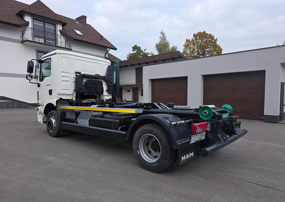 MAN TGM 12.290 - 후크 리프트 트럭 : 사진 4 MAN TGM 12.290 - 후크 리프트 트럭 : 사진 4