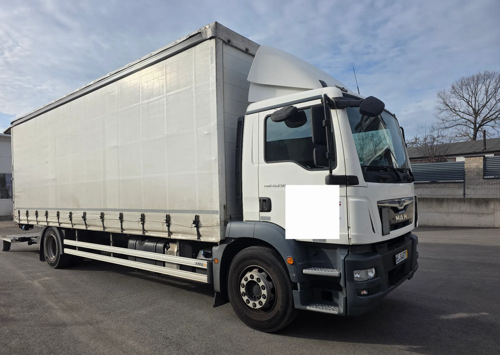 MAN TGM 15.250 /18.250 /FIRANKA / RAMA DO ZABUDOWY / WYWROTKA / HAKOWIEC / MANUALNA - 커튼사이더 트럭 : 사진 2 MAN TGM 15.250 /18.250 /FIRANKA / RAMA DO ZABUDOWY / WYWROTKA / HAKOWIEC / MANUALNA - 커튼사이더 트럭 : 사진 2