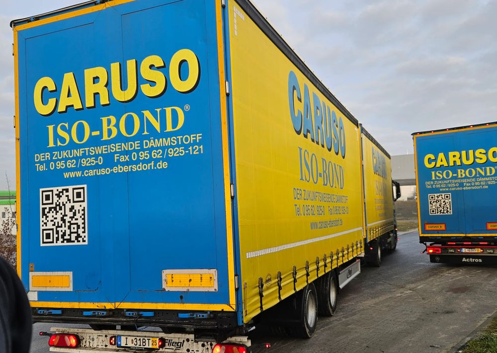 Fliegl PRZYCZEPA CIĘŻAROWA / 60m3 / 2 SZT IDENTYCZNE / NOWE PLANDEKI W CENIE / 3M WYSOKA / TANDEM / 2 OSIE / 19 PALET / DOLNY SPRZĘG / 18 TON DMC / 13 TON ŁADOWNOŚĆ - 커튼사이더 트레일러 : 사진 4 Fliegl PRZYCZEPA CIĘŻAROWA / 60m3 / 2 SZT IDENTYCZNE / NOWE PLANDEKI W CENIE / 3M WYSOKA / TANDEM / 2 OSIE / 19 PALET / DOLNY SPRZĘG / 18 TON DMC / 13 TON ŁADOWNOŚĆ - 커튼사이더 트레일러 : 사진 4