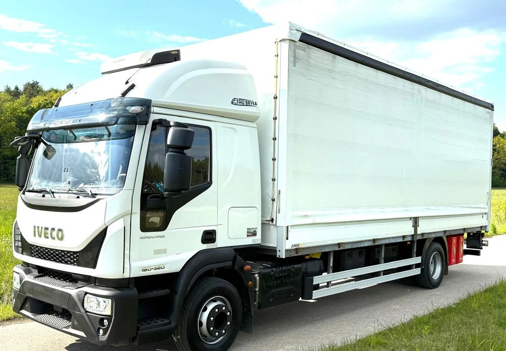 Iveco EUROCARGO 160E320/FIRANKA/WINDA/AUTOMAT/NISKI PRZEBIEG/E6/SPROWADZONY/PIERWSZY WŁAŚCICIEL - 커튼사이더 트럭 : 사진 1 Iveco EUROCARGO 160E320/FIRANKA/WINDA/AUTOMAT/NISKI PRZEBIEG/E6/SPROWADZONY/PIERWSZY WŁAŚCICIEL - 커튼사이더 트럭 : 사진 1