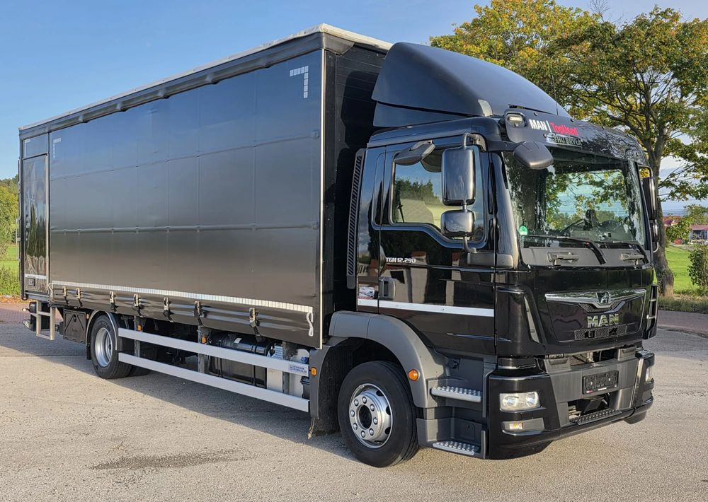 MAN TGM 12.290 / 15.290 / E6/ FIRANKA /BOCZNE DRZWI / BURTO-FIRANKA / 18PALET / WINDA / NISKI PRZEBIEG / 2018/ CAŁY NA PODUSZKACH / SERWISOWANY - 커튼사이더 트럭 : 사진 2 MAN TGM 12.290 / 15.290 / E6/ FIRANKA /BOCZNE DRZWI / BURTO-FIRANKA / 18PALET / WINDA / NISKI PRZEBIEG / 2018/ CAŁY NA PODUSZKACH / SERWISOWANY - 커튼사이더 트럭 : 사진 2