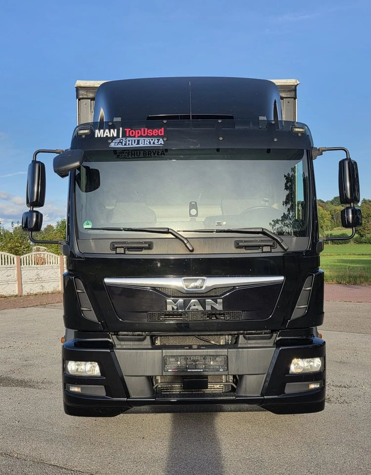 MAN TGM 12.290 / 15.290 / E6/ FIRANKA /BOCZNE DRZWI / BURTO-FIRANKA / 18PALET / WINDA / NISKI PRZEBIEG / 2018/ CAŁY NA PODUSZKACH / SERWISOWANY - 커튼사이더 트럭 : 사진 3 MAN TGM 12.290 / 15.290 / E6/ FIRANKA /BOCZNE DRZWI / BURTO-FIRANKA / 18PALET / WINDA / NISKI PRZEBIEG / 2018/ CAŁY NA PODUSZKACH / SERWISOWANY - 커튼사이더 트럭 : 사진 3