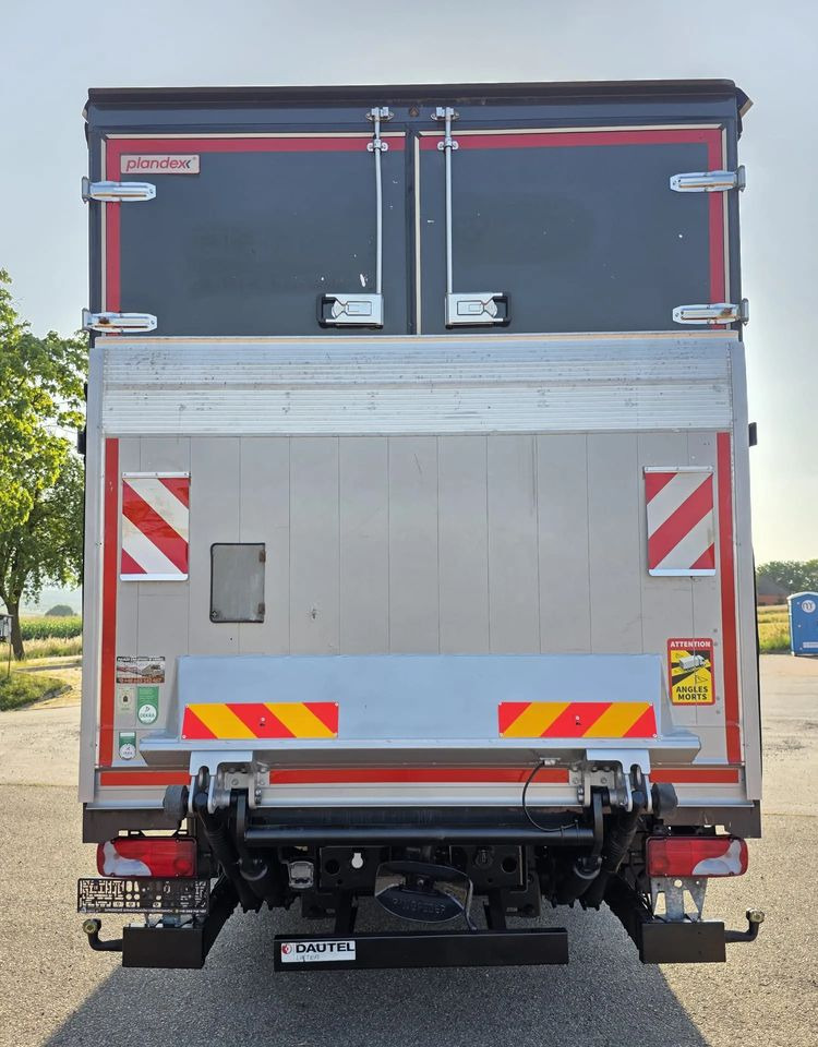 MAN TGM 15.290 / BURTO-FIRANKA / CAŁY NA PODUSZKACH /KLIMA POSTOJOWA / 2018R / NISKI PRZEBIEG / 18 PALET / E6 / JAK NOWY / WINDA / - 커튼사이더 트럭 : 사진 5 MAN TGM 15.290 / BURTO-FIRANKA / CAŁY NA PODUSZKACH /KLIMA POSTOJOWA / 2018R / NISKI PRZEBIEG / 18 PALET / E6 / JAK NOWY / WINDA / - 커튼사이더 트럭 : 사진 5