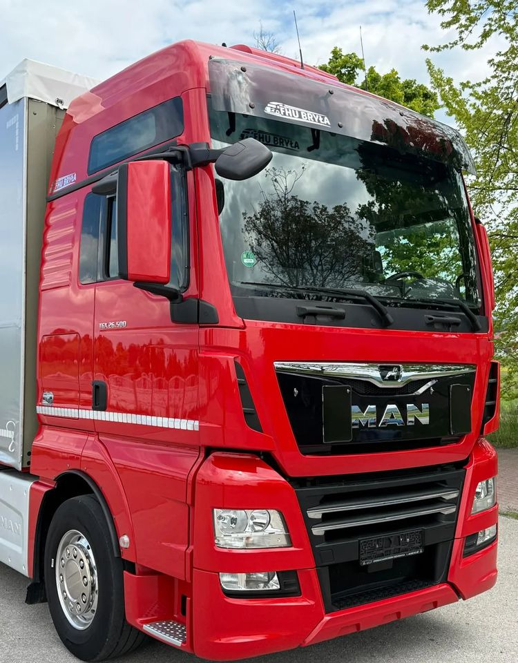 MAN TGX 26.500/LIFT/6X2/KLIMA POSTOJOWA/18PALET/E6/FIRANKA/WINDA/NISKI PRZEBIEG/JEDEN WŁAŚCICIEL/PODWIESZANA OŚ - 커튼사이더 트럭 : 사진 3 MAN TGX 26.500/LIFT/6X2/KLIMA POSTOJOWA/18PALET/E6/FIRANKA/WINDA/NISKI PRZEBIEG/JEDEN WŁAŚCICIEL/PODWIESZANA OŚ - 커튼사이더 트럭 : 사진 3