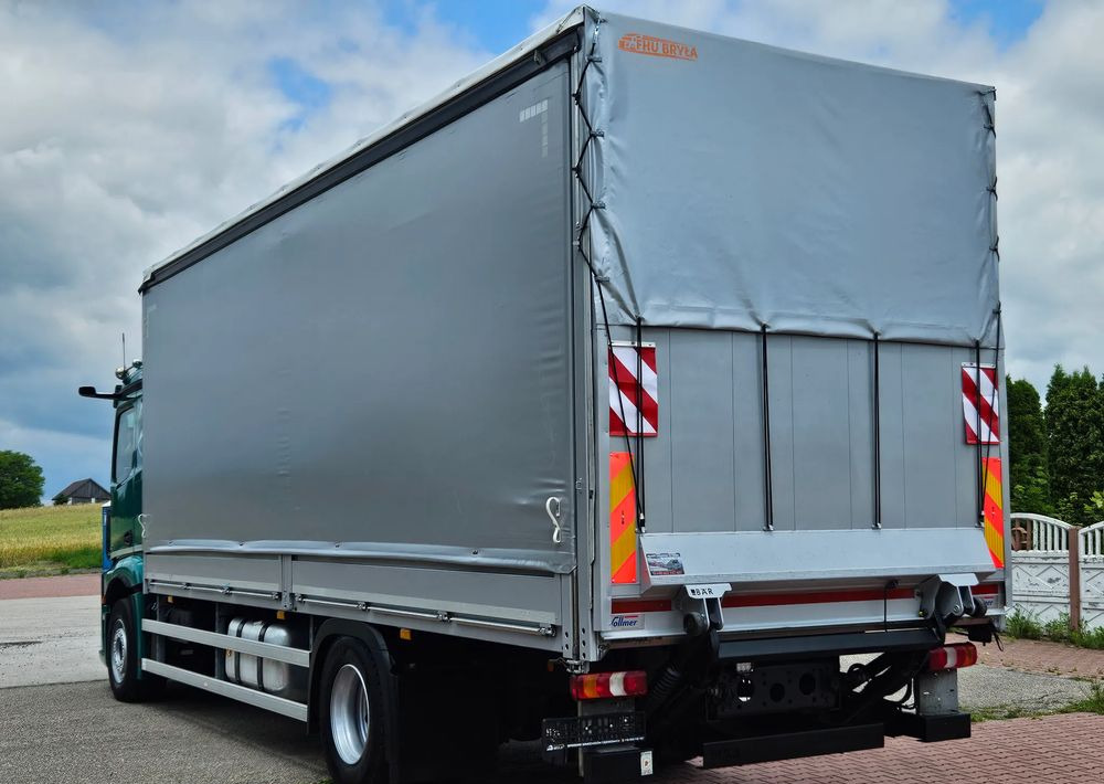 Mercedes-Benz ACTROS 1833 / BURTO-FIRANKA / WINDA / 18 PALET / 8600 ŁADOWNOŚĆ / AUTOMAT / DUŻY SILNIK / 10.2019 ROK / SYPIALKA / LEDY / KAMERY / VIRTUAL COCPIT/ JAK NOWY - 커튼사이더 트럭 : 사진 4 Mercedes-Benz ACTROS 1833 / BURTO-FIRANKA / WINDA / 18 PALET / 8600 ŁADOWNOŚĆ / AUTOMAT / DUŻY SILNIK / 10.2019 ROK / SYPIALKA / LEDY / KAMERY / VIRTUAL COCPIT/ JAK NOWY - 커튼사이더 트럭 : 사진 4