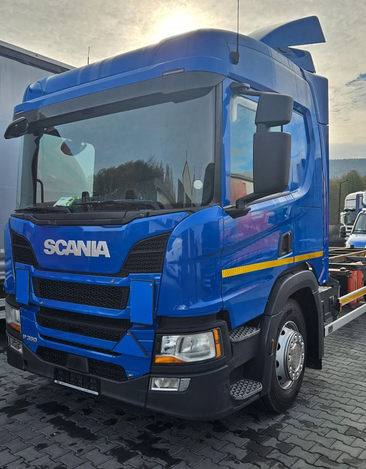 Scania P360 / P410 / BDF / RAMA / FIRANKA / PEŁNA SYPIALKA / WINDA / E6 / CAŁA NA PODUSZKACH / ROZSTAW OSI 5.5M / LAWETA / DO ŻYWCA / DO BYDŁA / DO ZABUDOWY / SPROWADZONA - 캡 새시 트럭 : 사진 2 Scania P360 / P410 / BDF / RAMA / FIRANKA / PEŁNA SYPIALKA / WINDA / E6 / CAŁA NA PODUSZKACH / ROZSTAW OSI 5.5M / LAWETA / DO ŻYWCA / DO BYDŁA / DO ZABUDOWY / SPROWADZONA - 캡 새시 트럭 : 사진 2