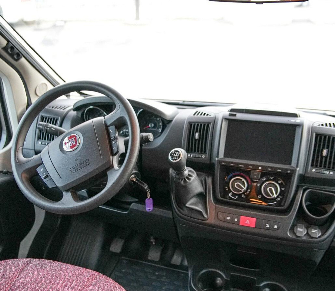 Knaus LIVE TRAVELLER 600 - 알코브 모터홈 : 사진 5 Knaus LIVE TRAVELLER 600 - 알코브 모터홈 : 사진 5