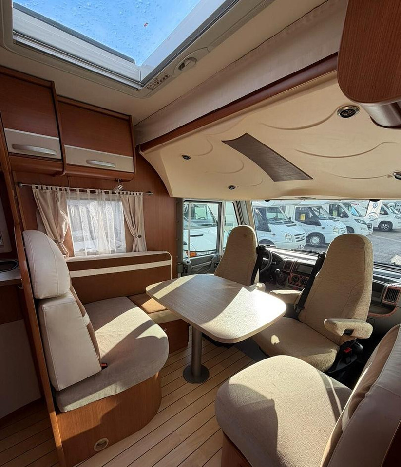 Pilote G740 - 통합 모터홈 : 사진 5 Pilote G740 - 통합 모터홈 : 사진 5