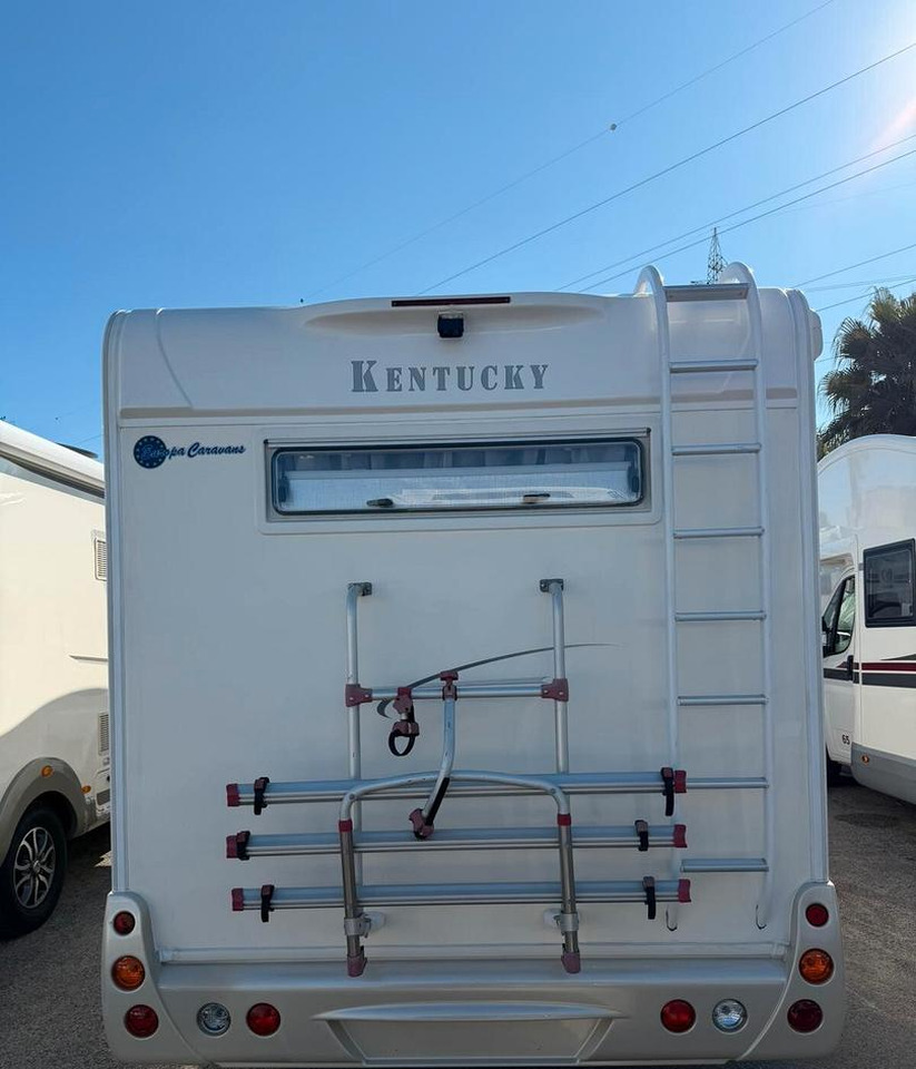 - 캠핑카 : 사진 4 - 캠핑카 : 사진 4