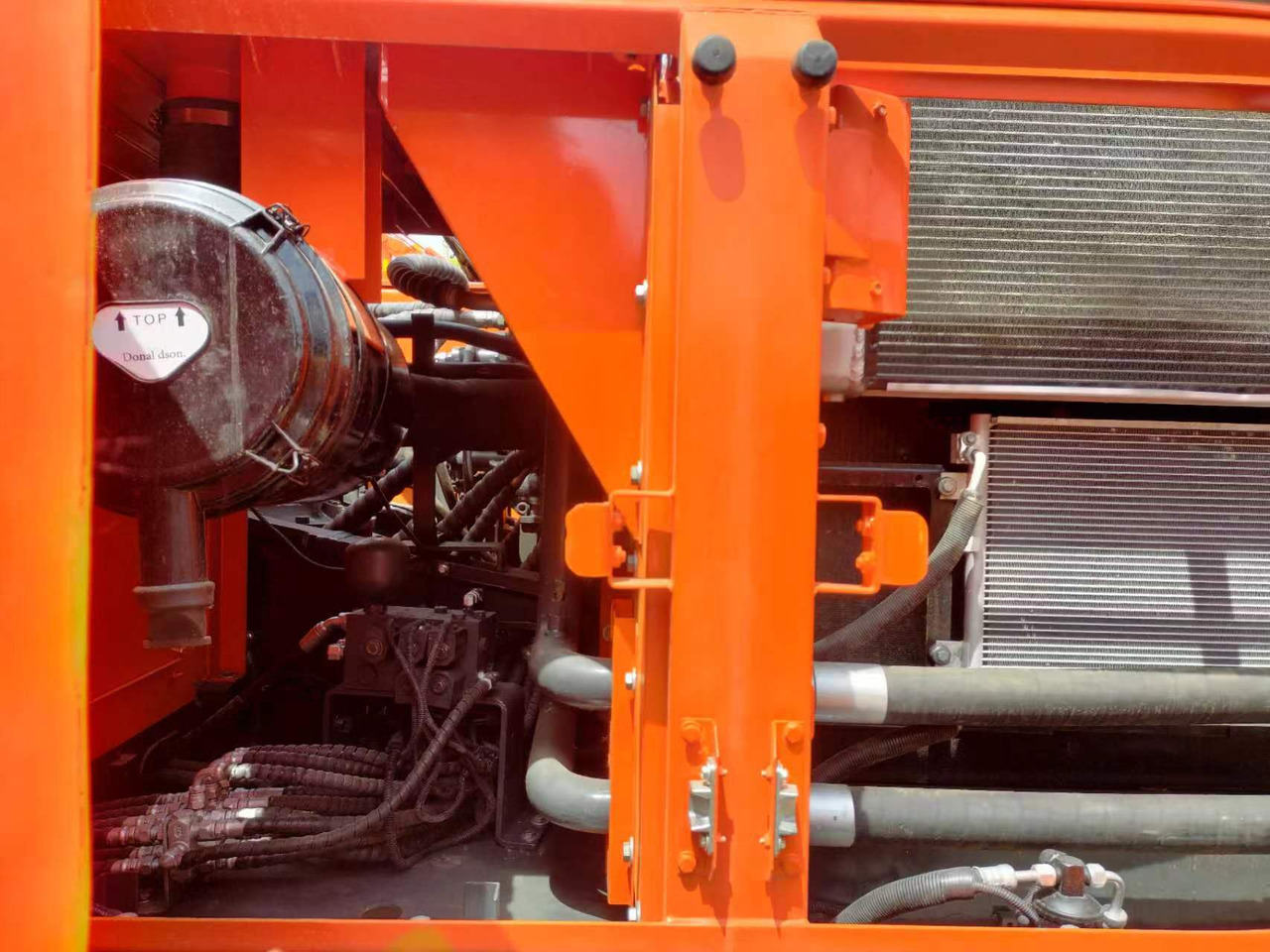 Doosan DX 300 Korea imports doosan DX300 - 크롤러 굴삭기 : 사진 3 Doosan DX 300 Korea imports doosan DX300 - 크롤러 굴삭기 : 사진 3