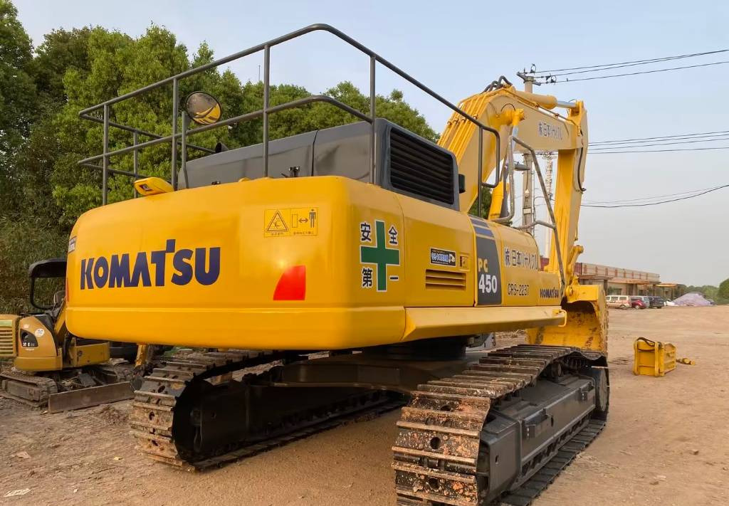 KOMATSU PC 450-8 - 크롤러 굴삭기 : 사진 3 KOMATSU PC 450-8 - 크롤러 굴삭기 : 사진 3