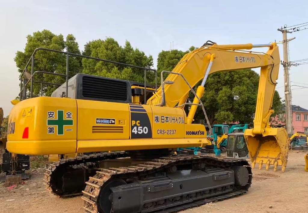 KOMATSU PC 450-8 - 크롤러 굴삭기 : 사진 2 KOMATSU PC 450-8 - 크롤러 굴삭기 : 사진 2