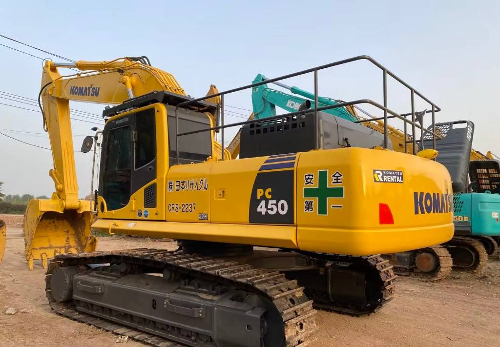KOMATSU PC 450-8 - 크롤러 굴삭기 : 사진 1 KOMATSU PC 450-8 - 크롤러 굴삭기 : 사진 1