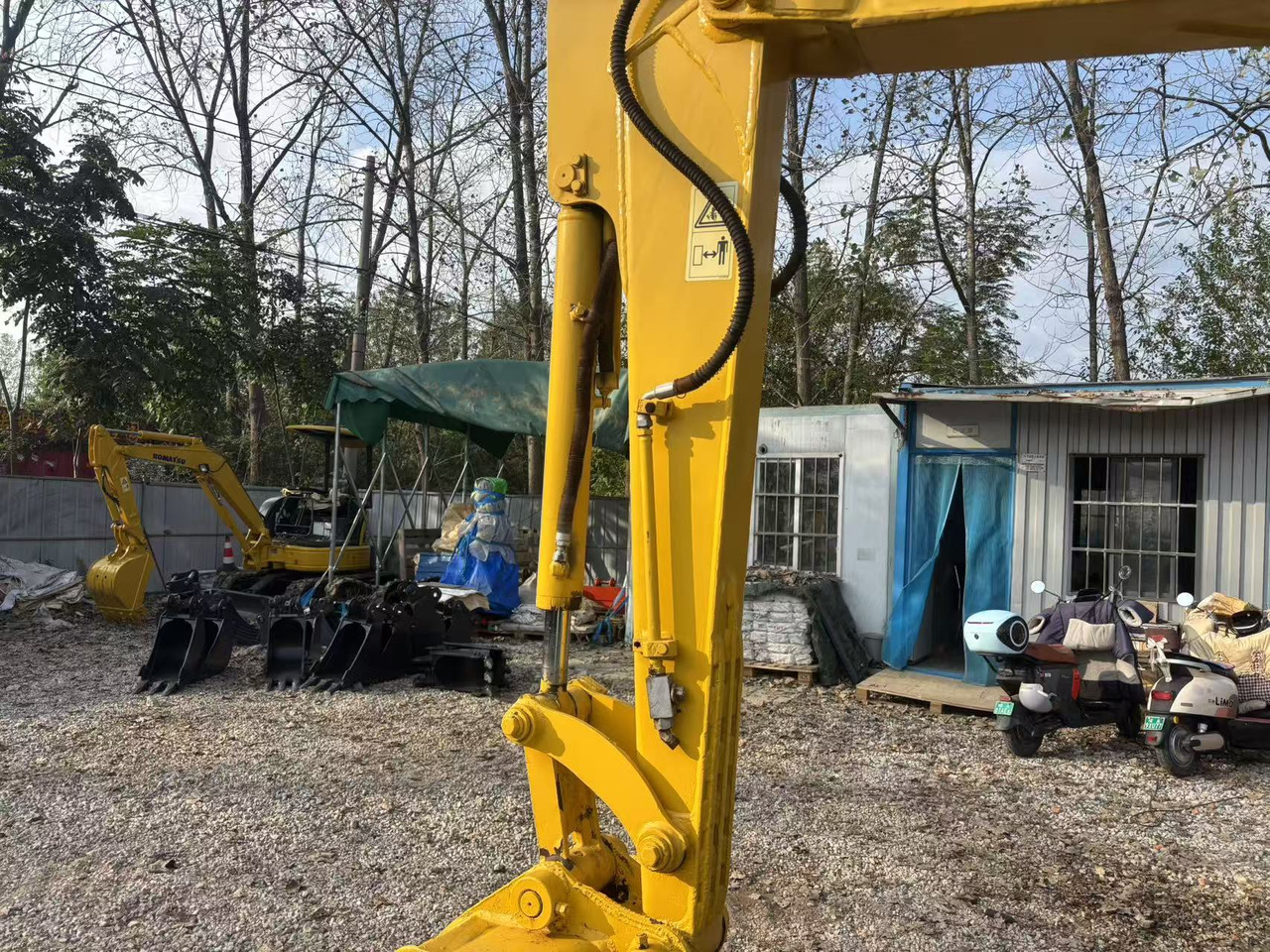 KOMATSU PC55MR-3 - 미니 굴삭기 : 사진 4 KOMATSU PC55MR-3 - 미니 굴삭기 : 사진 4