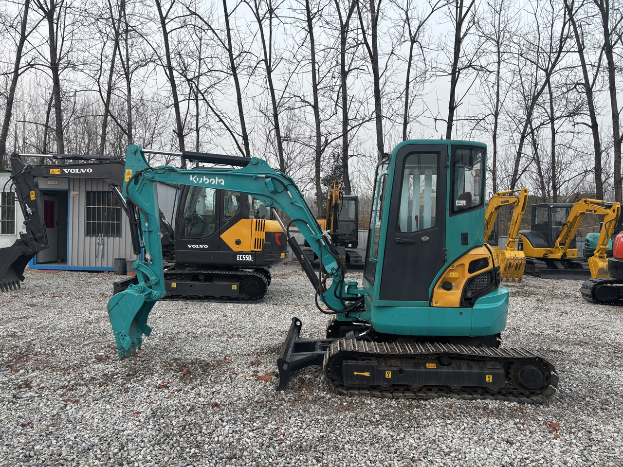 KUBOTA U35 - 미니 굴삭기 : 사진 3 KUBOTA U35 - 미니 굴삭기 : 사진 3