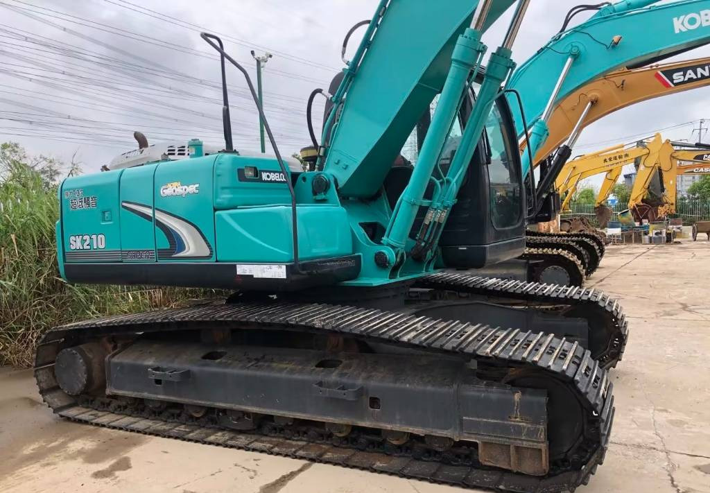 Kobelco SK 210-8 - 크롤러 굴삭기 : 사진 4 Kobelco SK 210-8 - 크롤러 굴삭기 : 사진 4