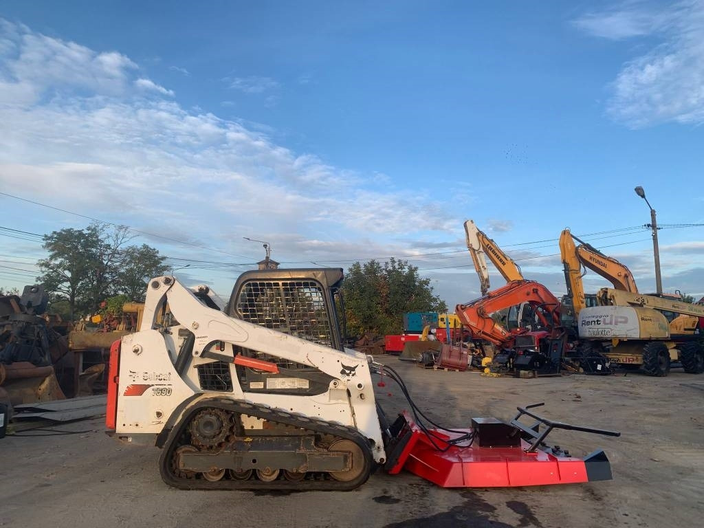 Bobcat T 590 - 스키드 스티어 로더 : 사진 5 Bobcat T 590 - 스키드 스티어 로더 : 사진 5