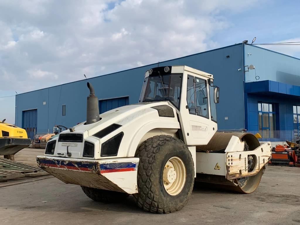 Bomag BW 213 D H-4 - 압축기 : 사진 3 Bomag BW 213 D H-4 - 압축기 : 사진 3