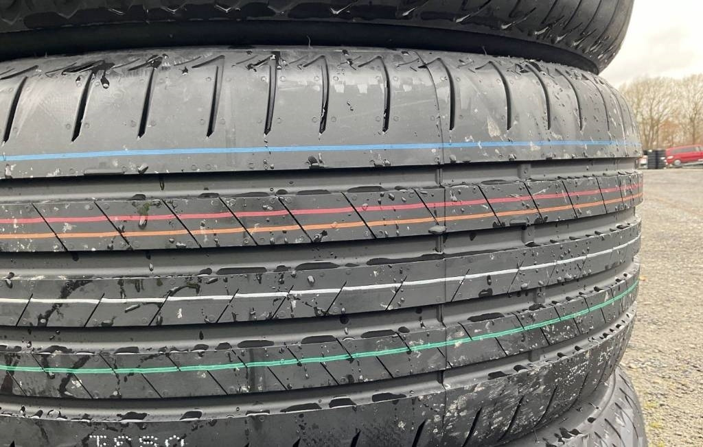 Bridgestone Alenza 255/50 R21 TYRES - 타이어 트럭 용 : 사진 2 Bridgestone Alenza 255/50 R21 TYRES - 타이어 트럭 용 : 사진 2