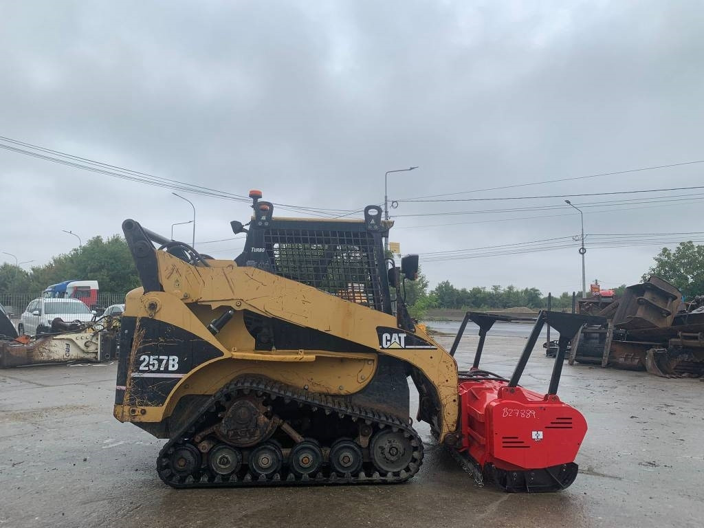 CAT 257 B - 스키드 스티어 로더 : 사진 5 CAT 257 B - 스키드 스티어 로더 : 사진 5