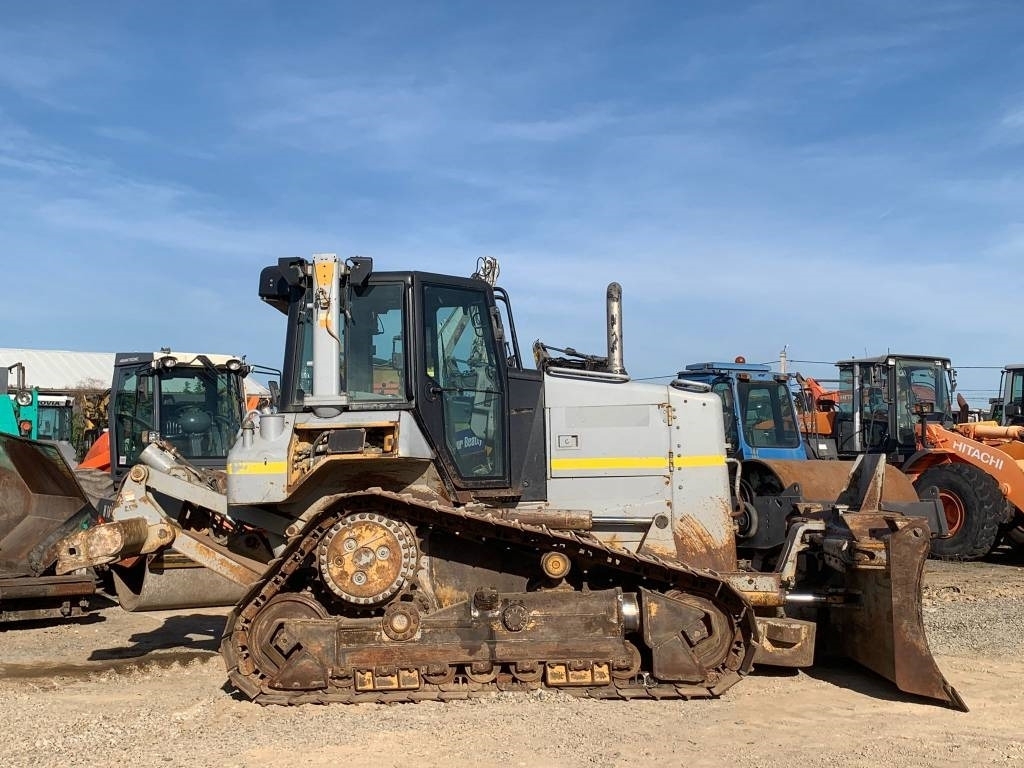 CAT D 6 N - 불도저 : 사진 3 CAT D 6 N - 불도저 : 사진 3