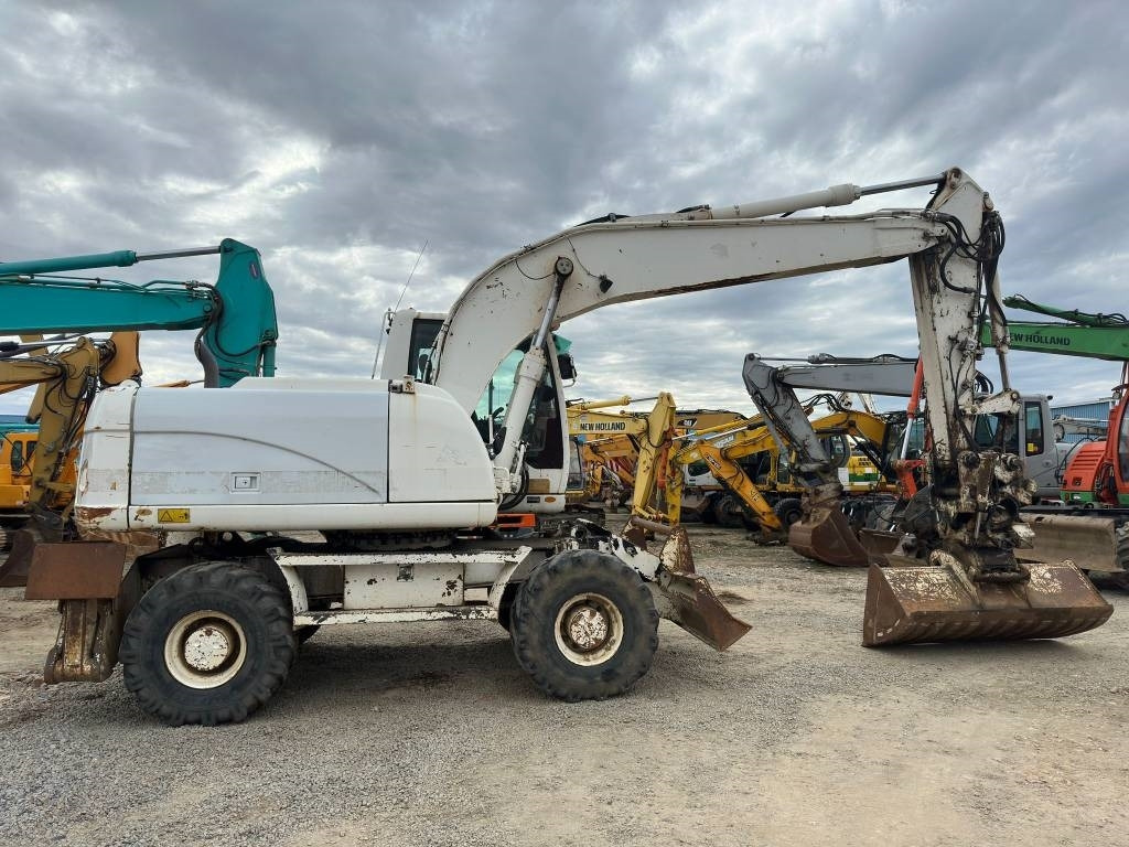 CAT M 316 D - 휠 굴삭기 : 사진 4 CAT M 316 D - 휠 굴삭기 : 사진 4