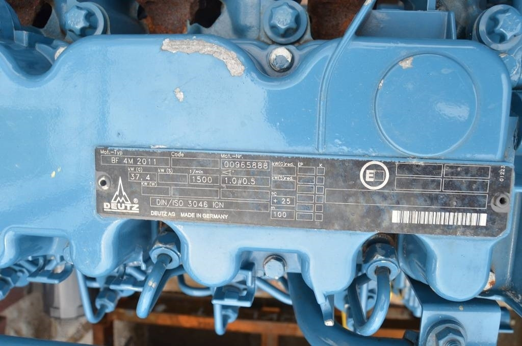 Deutz BF 4M - 엔진 농업용 기계 용 : 사진 3 Deutz BF 4M - 엔진 농업용 기계 용 : 사진 3