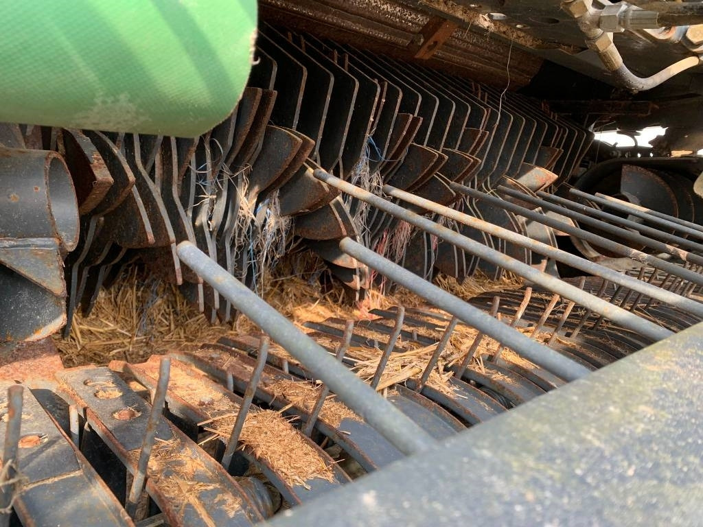 원형 베일러 Fendt 3250 : 사진 9 원형 베일러 Fendt 3250 : 사진 9