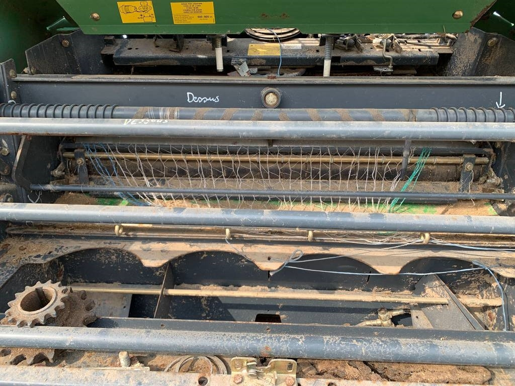 원형 베일러 Fendt 3250 : 사진 10 원형 베일러 Fendt 3250 : 사진 10