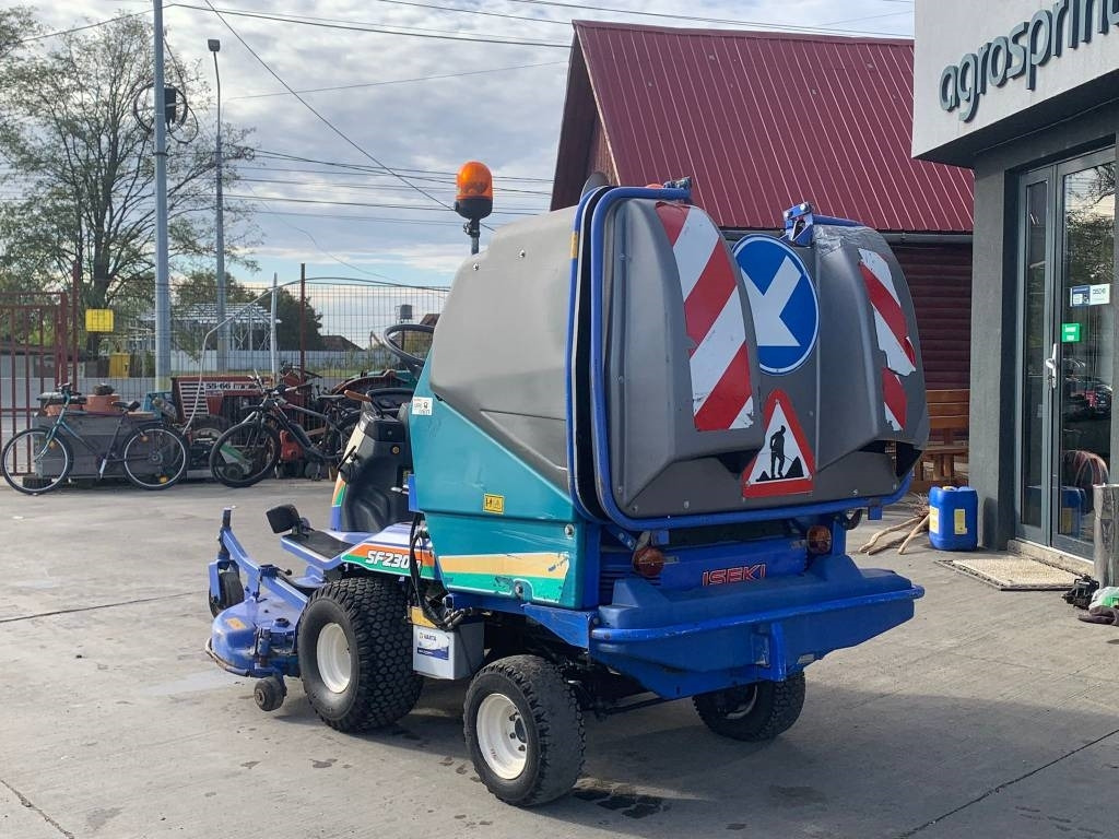 Iseki SF 230 FH - 정원 모어 : 사진 3 Iseki SF 230 FH - 정원 모어 : 사진 3