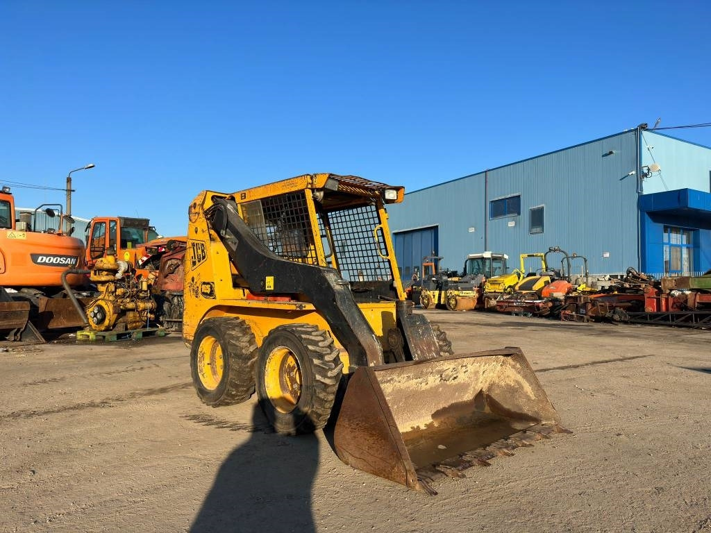 JCB 165 - 스키드 스티어 로더 : 사진 1 JCB 165 - 스키드 스티어 로더 : 사진 1