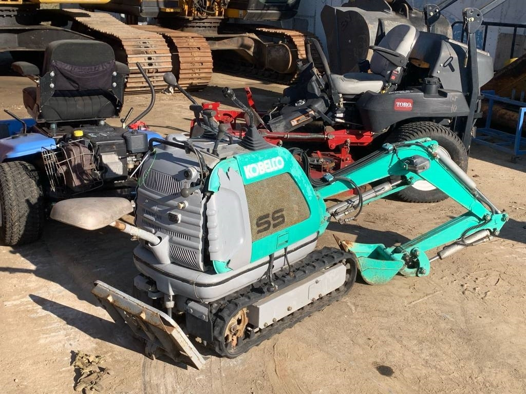 Kobelco SS 1 - 미니 굴삭기 : 사진 2 Kobelco SS 1 - 미니 굴삭기 : 사진 2