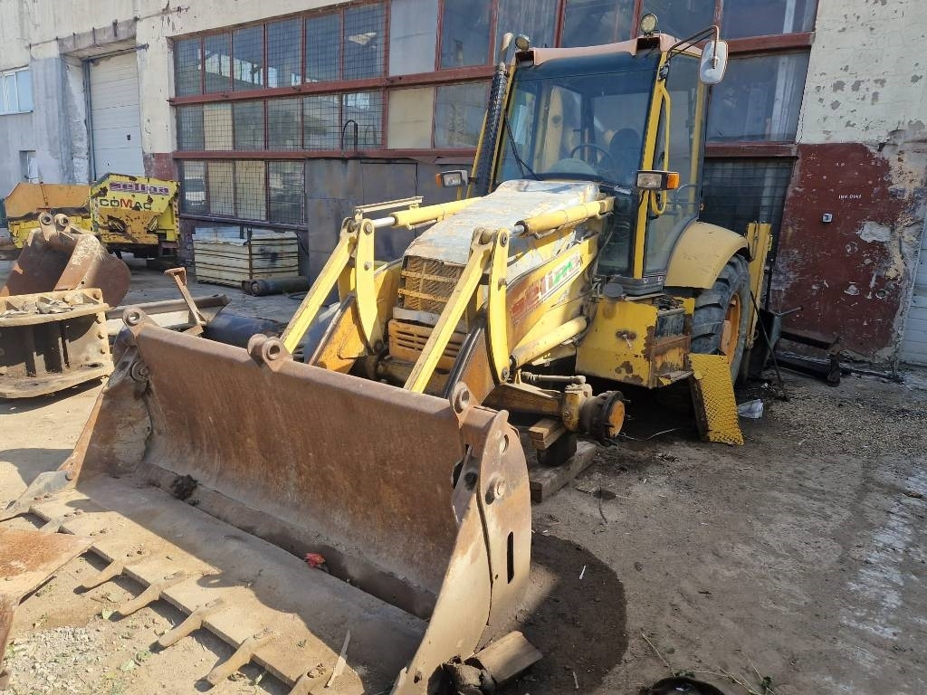 Komatsu WB 93 R FOR PARTS - 백호 로더 : 사진 1 Komatsu WB 93 R FOR PARTS - 백호 로더 : 사진 1