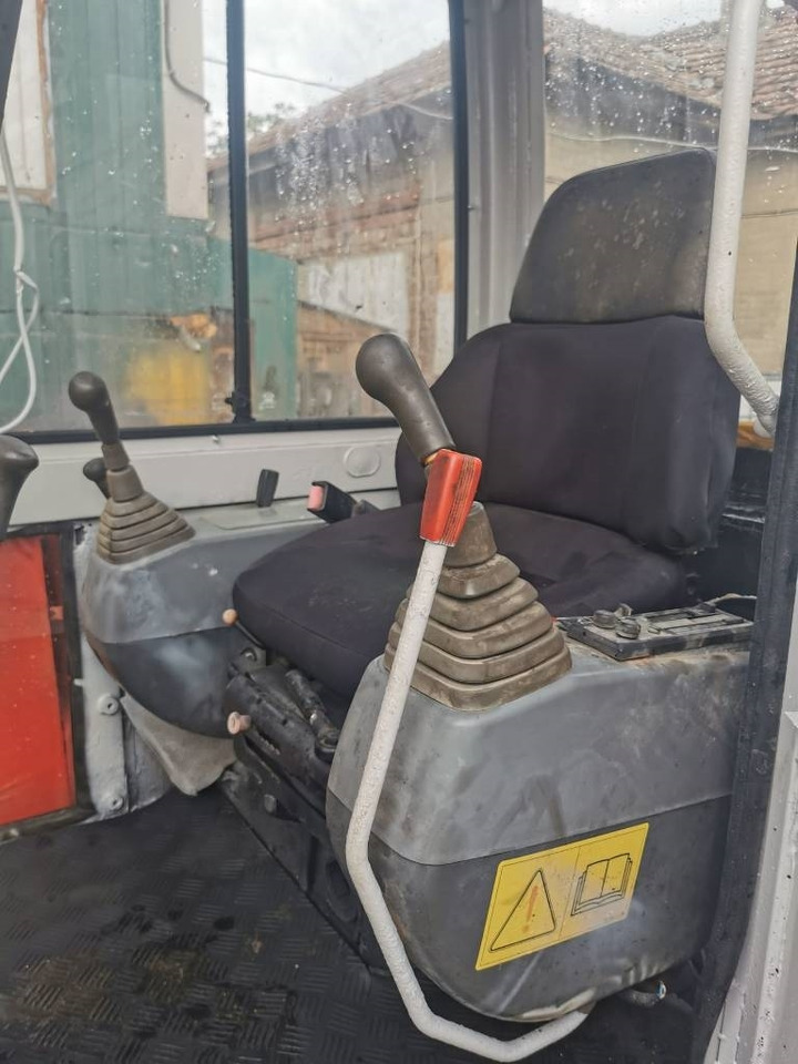 Kubota KX 71-2 - 미니 굴삭기 : 사진 5 Kubota KX 71-2 - 미니 굴삭기 : 사진 5