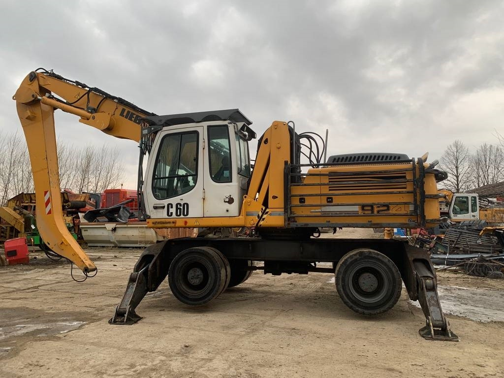 Liebherr A 924 C Litronic - 폐기물/ 산업 처리기 : 사진 2 Liebherr A 924 C Litronic - 폐기물/ 산업 처리기 : 사진 2
