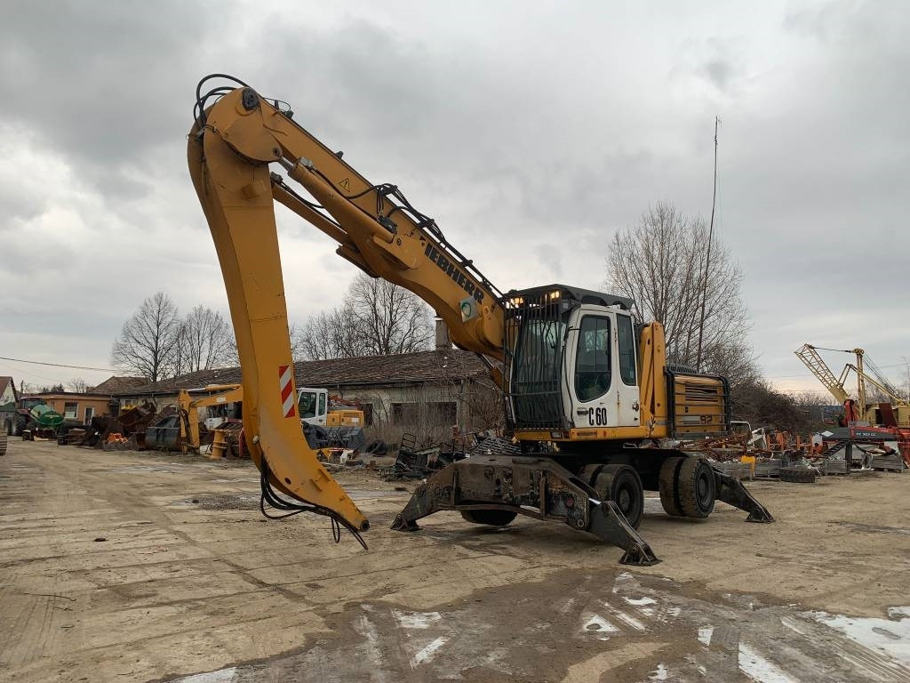 Liebherr A 924 C Litronic - 폐기물/ 산업 처리기 : 사진 1 Liebherr A 924 C Litronic - 폐기물/ 산업 처리기 : 사진 1