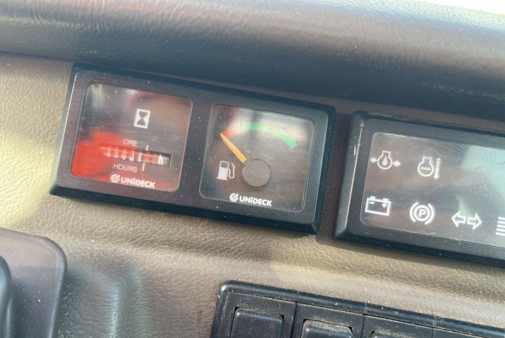 텔레스코픽 핸들러 Manitou MRT 1432 : 사진 6 텔레스코픽 핸들러 Manitou MRT 1432 : 사진 6