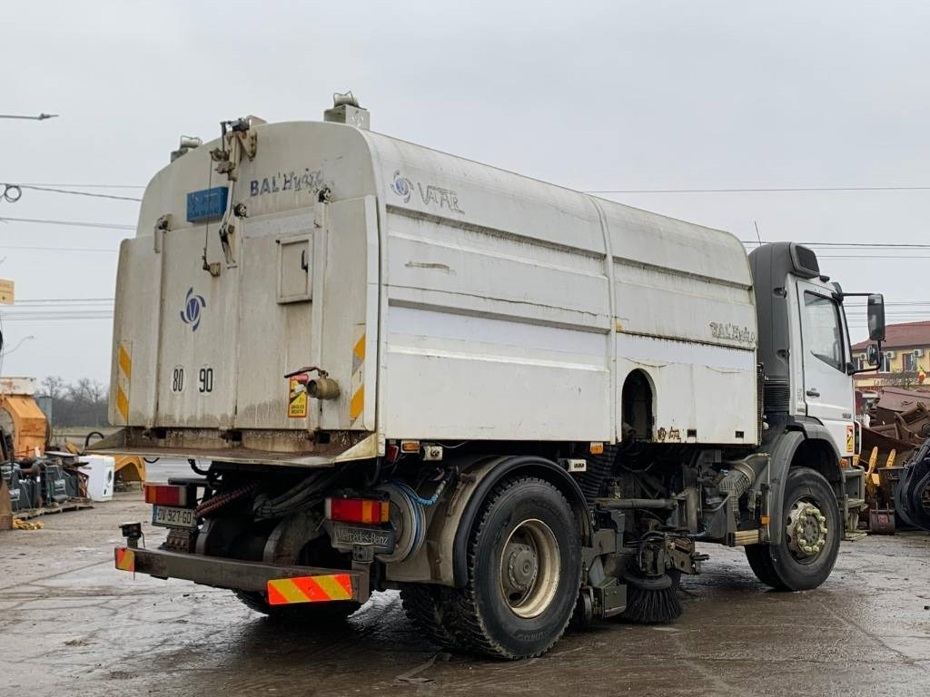 Mercedes-Benz Axor 1829 - 거리 청소 차량 : 사진 4 Mercedes-Benz Axor 1829 - 거리 청소 차량 : 사진 4