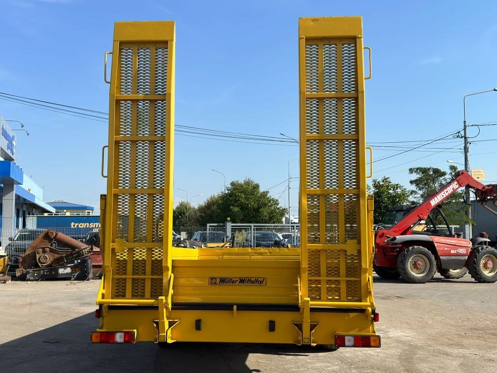 Müller-Mitteltal ZV2 - 밀폐형 박스 트레일러 : 사진 4 Müller-Mitteltal ZV2 - 밀폐형 박스 트레일러 : 사진 4