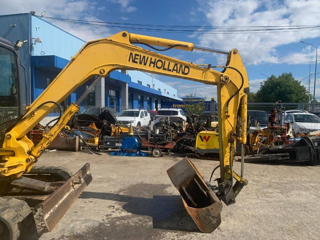 New Holland EH 45 - 미니 굴삭기 : 사진 5 New Holland EH 45 - 미니 굴삭기 : 사진 5