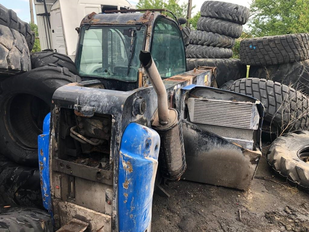 New Holland For Parts LM 5060 - 텔레스코픽 핸들러 : 사진 2 New Holland For Parts LM 5060 - 텔레스코픽 핸들러 : 사진 2