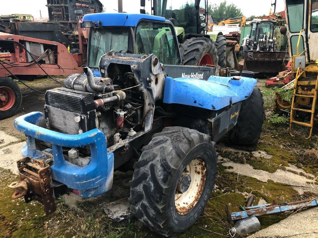 New Holland LM 435-410 FOR PARTS - 텔레스코픽 핸들러 : 사진 3 New Holland LM 435-410 FOR PARTS - 텔레스코픽 핸들러 : 사진 3