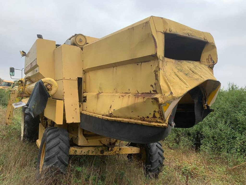 New Holland TX 32 - 목초수확기 : 사진 5 New Holland TX 32 - 목초수확기 : 사진 5